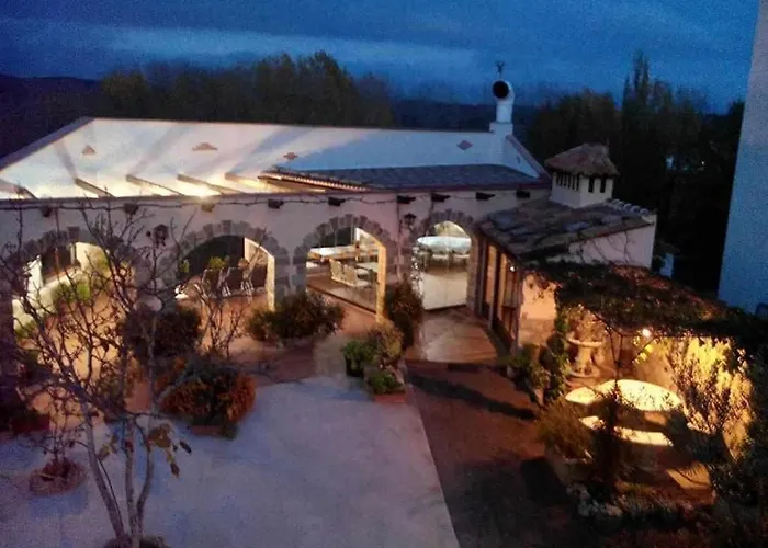 Turisticos Sanahuja * Valbona (Teruel)